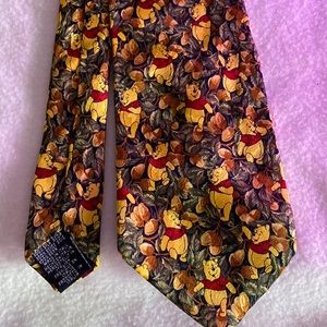 Disney Winnie the Pooh silk tie